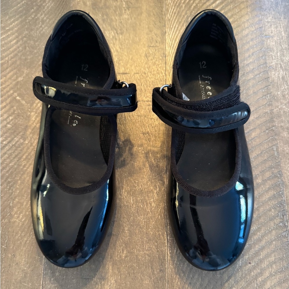 Freestyle Glossy Black Kids tap shoes